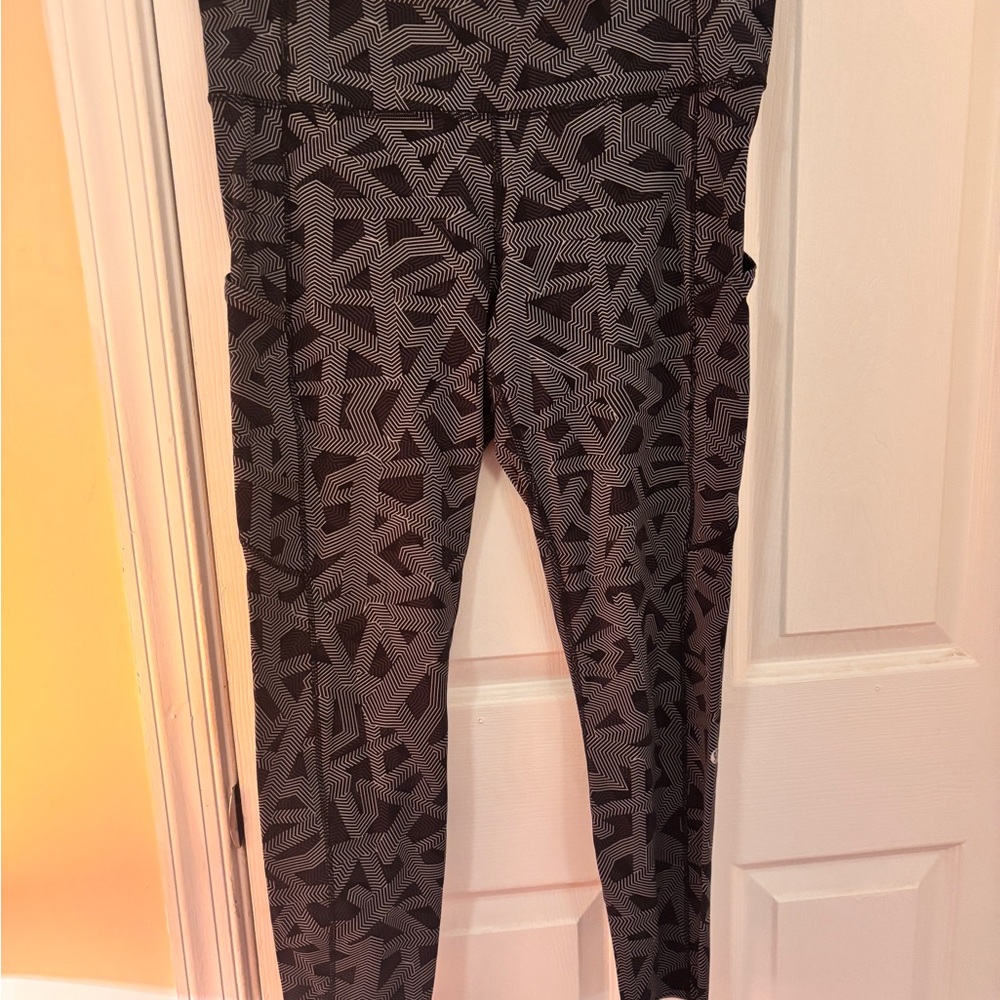 Lululemon Fast and Free High-Rise Tight 25” Geometric Patterned Leggings